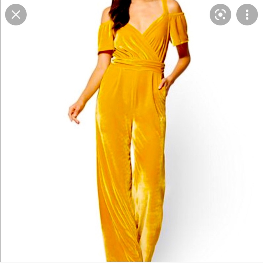BRAND NEW/NEVER WORN Mustard yellow velvet off the shoulder jumpsuit. With belt
